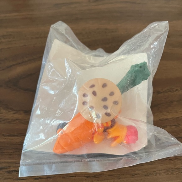 Unopened McDonald’s Fraggle Rock toy - Picture 2 of 2